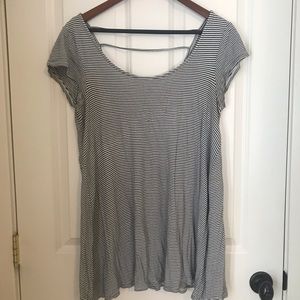 Short Sleeve stripped American Eagle top